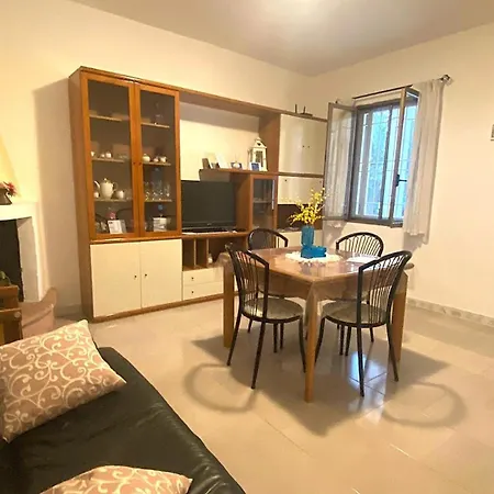 Holiday home Casa Ale & Vinci *